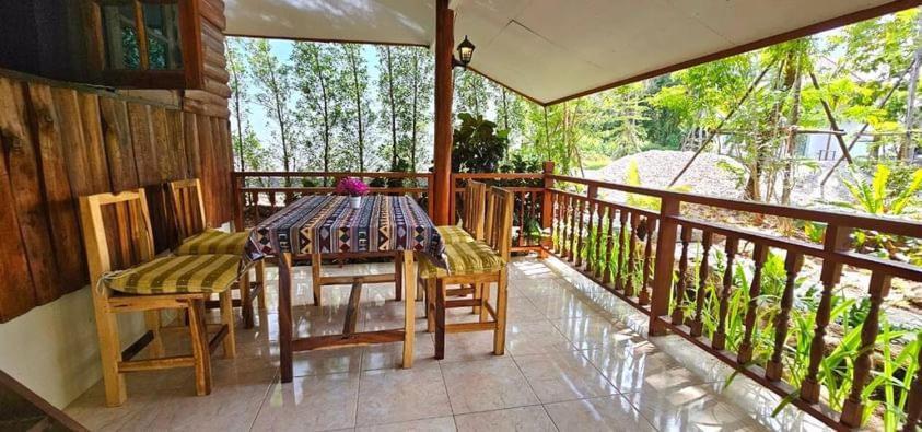Homdoiintr Farmstay ฮ่อมดอยอินทร์ ฟาร์มสเตย์ Ban Huai Kaeo ภายนอก รูปภาพ
